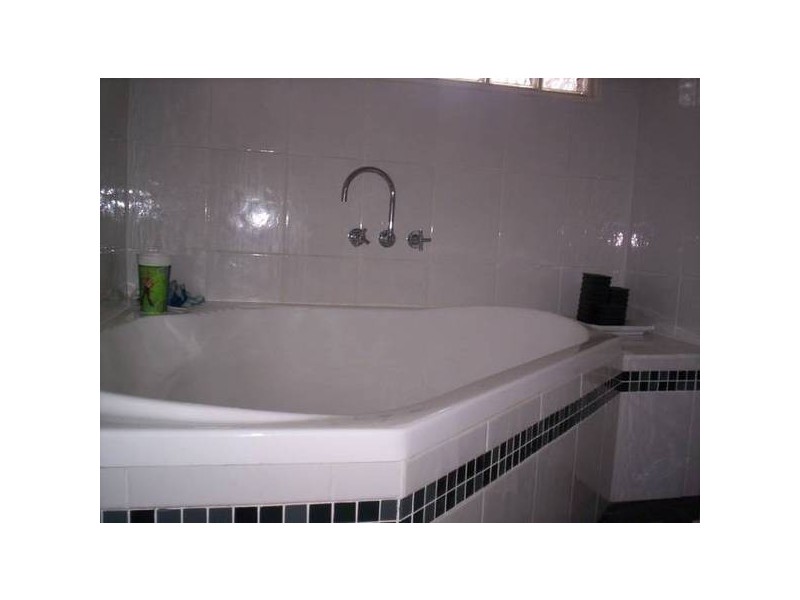 37 Dean Parade, Rankin Park NSW 2287