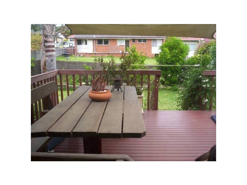 37 Dean Parade, Rankin Park NSW 2287