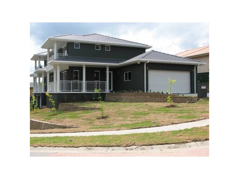 2/1 Featherwood Way, Fletcher NSW 2287