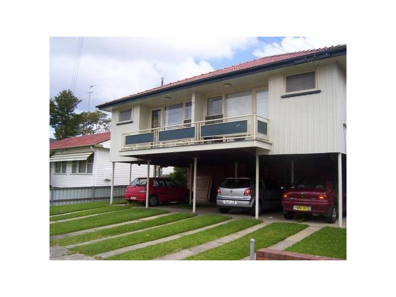 2/17 Pearson Street, Lambton NSW 2299