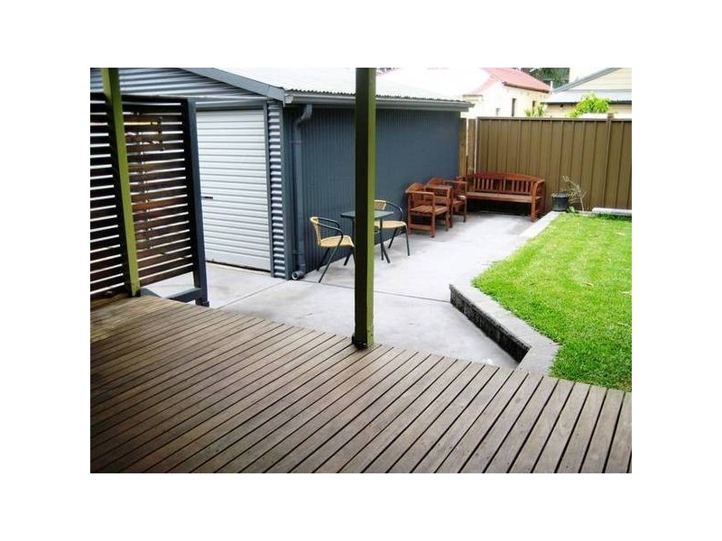 Mayfield East NSW 2304