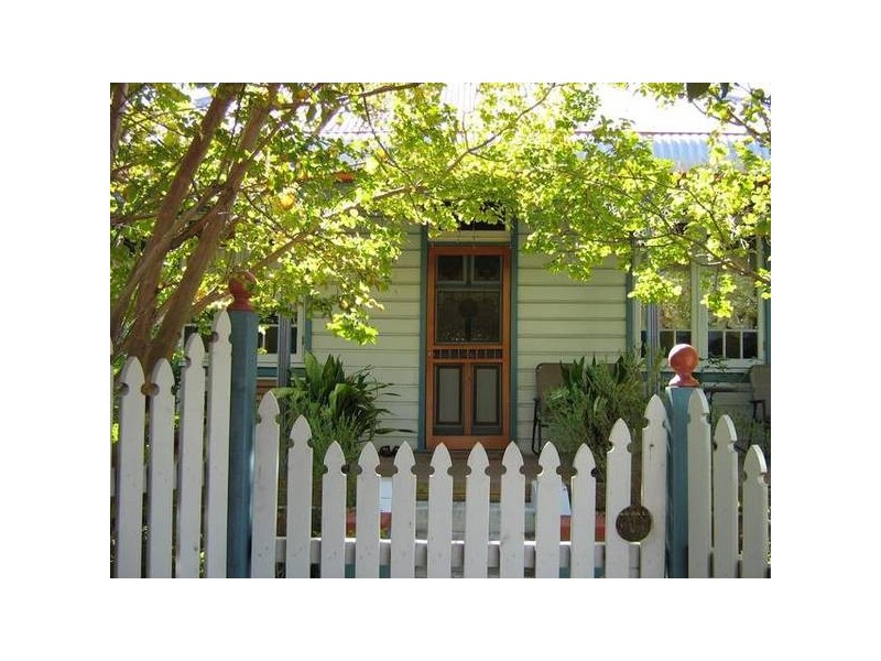 74 Lindesay Street, East Maitland NSW 2323