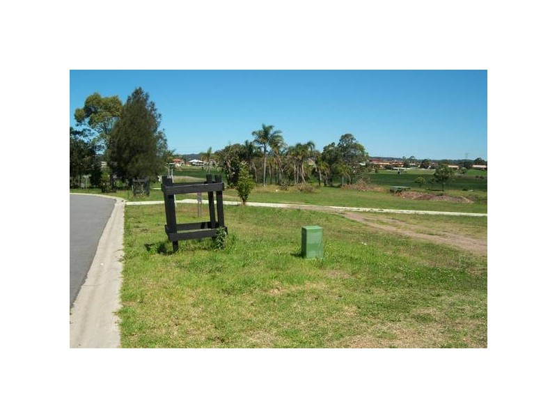 706 Whistler Parade, Maryland NSW 2287