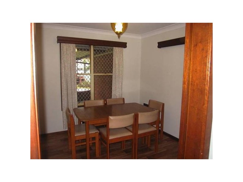 27 Chelmsford Drive, Metford NSW 2323