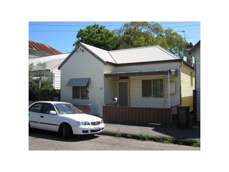 1/23 Anderton Street, Islington NSW 2296