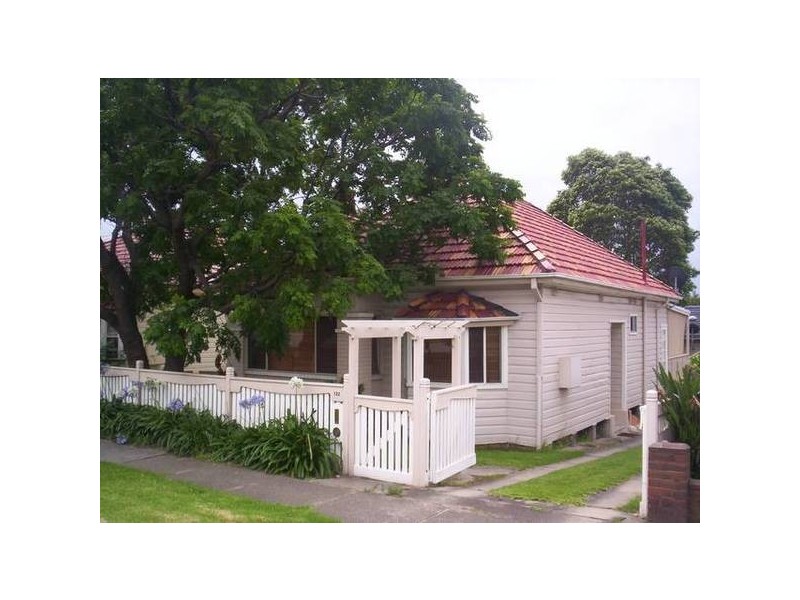 122 Crebert Street, Mayfield NSW 2304