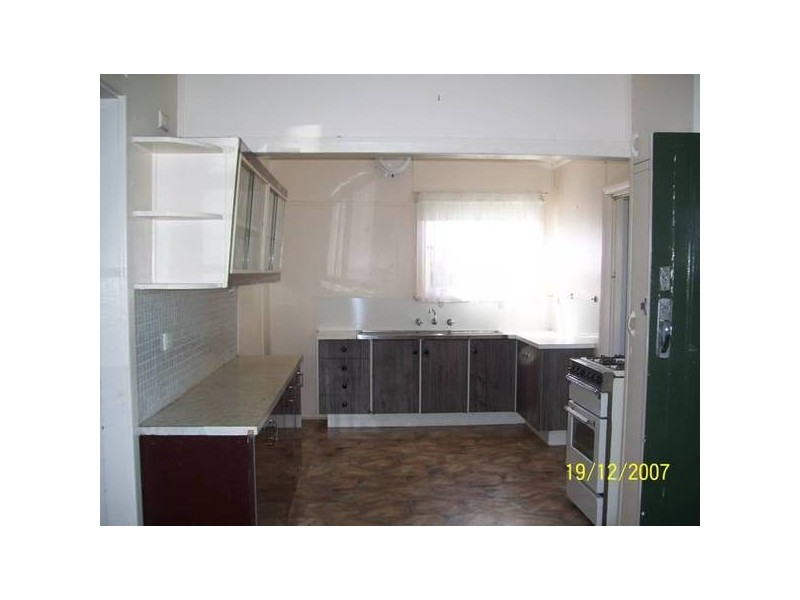 2/12 ST JAMES ROAD, New Lambton NSW 2305