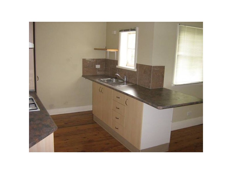 9 Cintra Road, Waratah NSW 2298