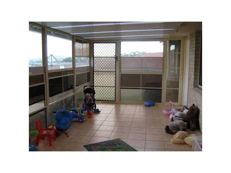 Macquarie Hills NSW 2285