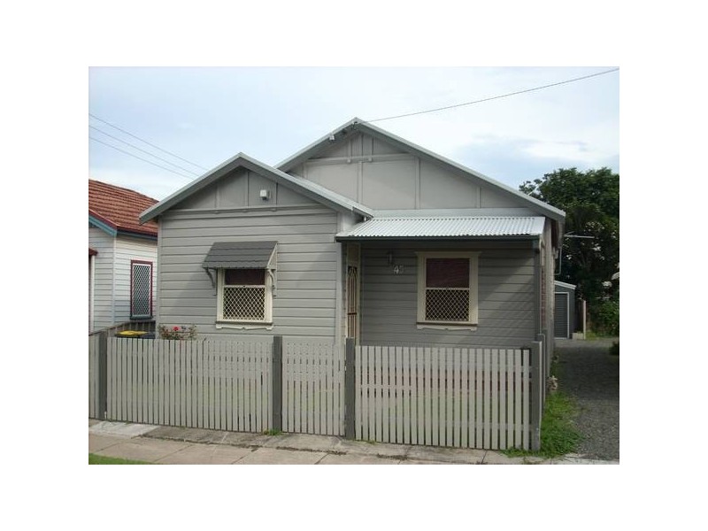 Mayfield NSW 2304