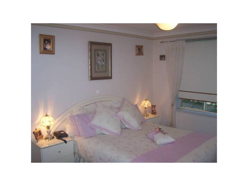 2/27 Honeyeater Place, Tingira Heights NSW 2290