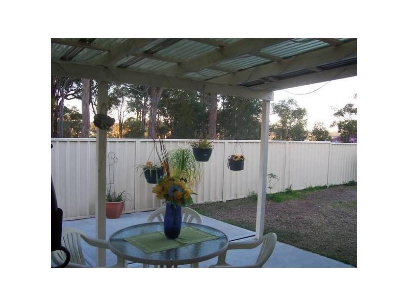 2/27 Honeyeater Place, Tingira Heights NSW 2290