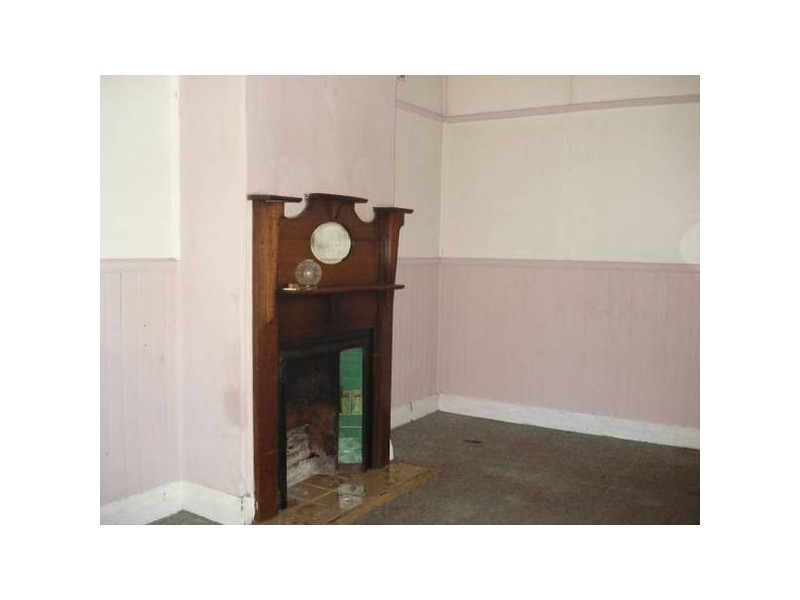 11 Albion Street, Mayfield NSW 2304