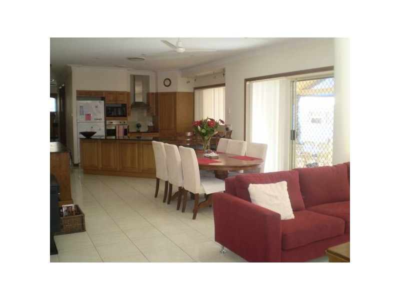 18 Condor Circuit, New Lambton NSW 2305