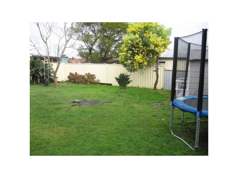 27 Murray Square, Mayfield NSW 2304