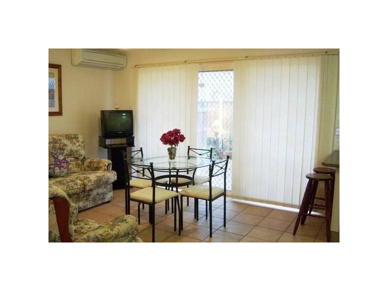 Hamilton South NSW 2303