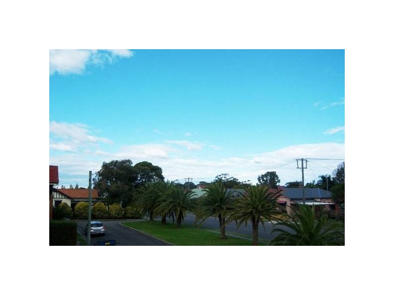 Hamilton South NSW 2303