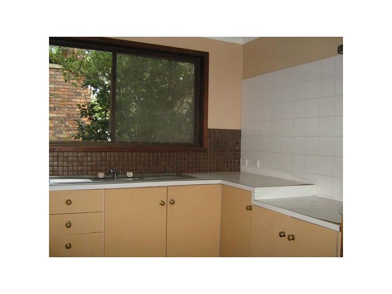 17 Coniston Close, Rankin Park NSW 2287