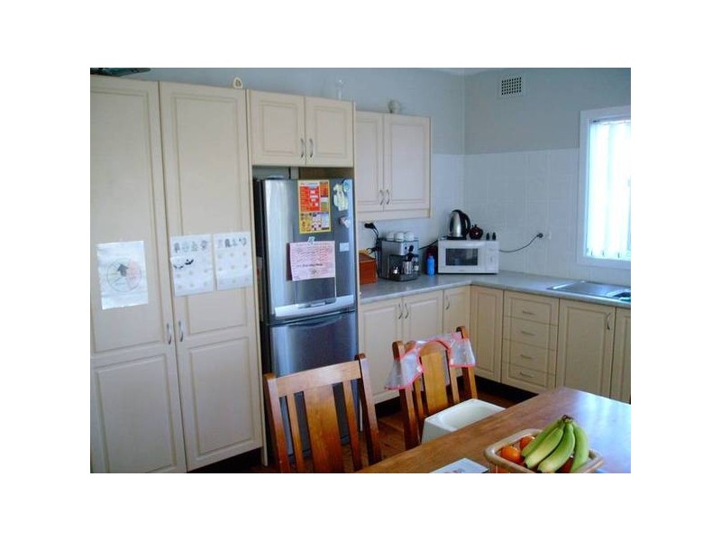 19 Guam Street, Shortland NSW 2307