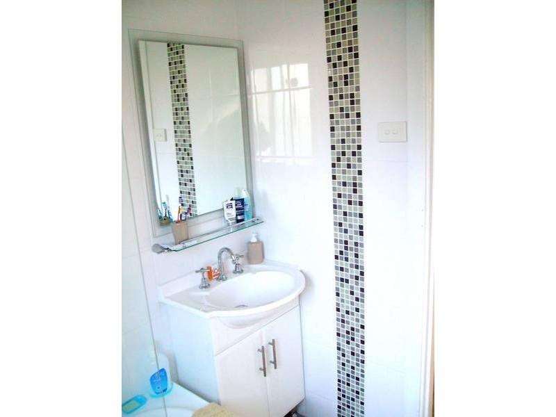 19 Guam Street, Shortland NSW 2307