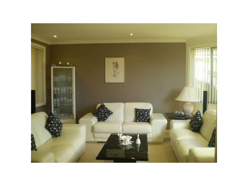 1/175a Croudace Road, Elermore Vale NSW 2287