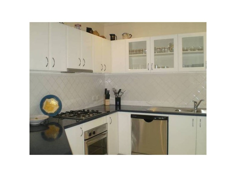 1/175a Croudace Road, Elermore Vale NSW 2287