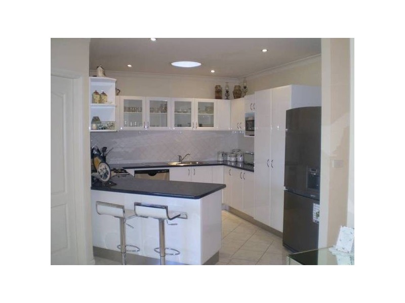 1/175a Croudace Road, Elermore Vale NSW 2287