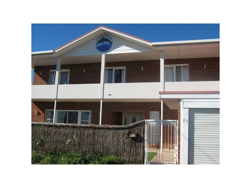 21 Woodward Street, Merewether NSW 2291