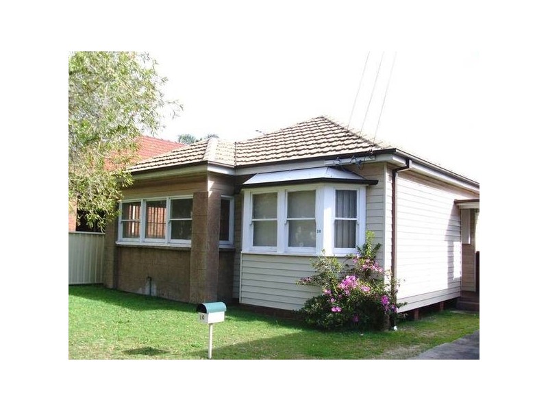 10 Hinkler Street, Mayfield NSW 2304