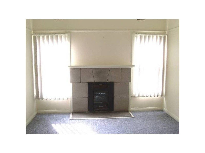 10 Hinkler Street, Mayfield NSW 2304