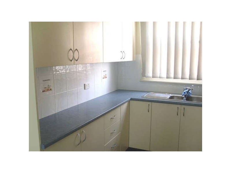 10 Hinkler Street, Mayfield NSW 2304