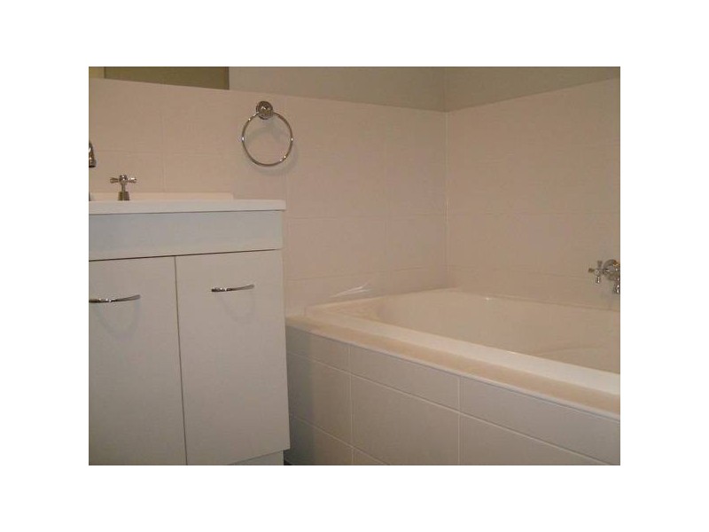 2/57 Fletcher Street, Wallsend NSW 2287