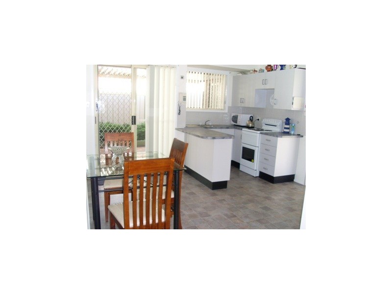 1/12 Mort Street, Shortland NSW 2307