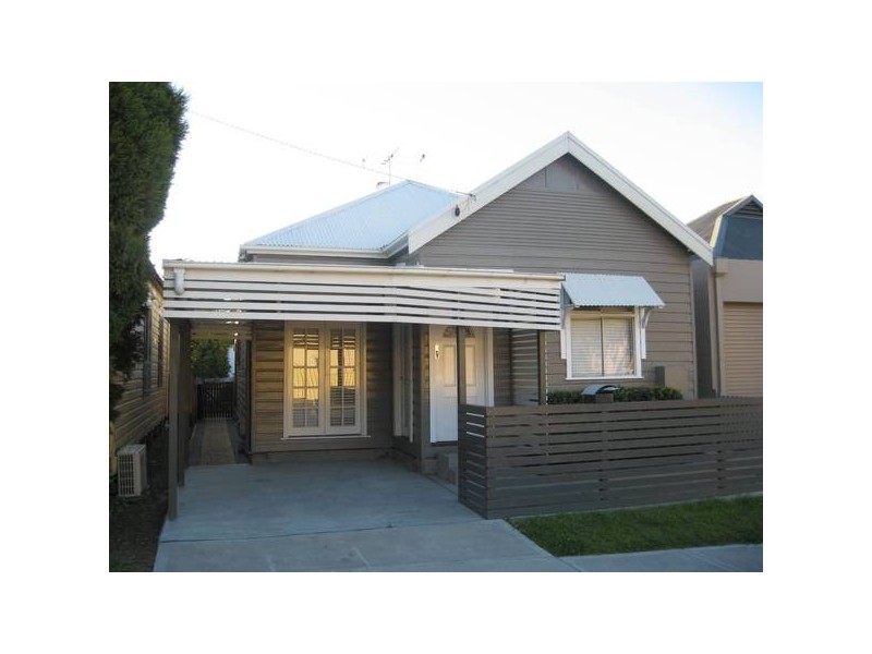 15 Samdon Street, Hamilton NSW 2303