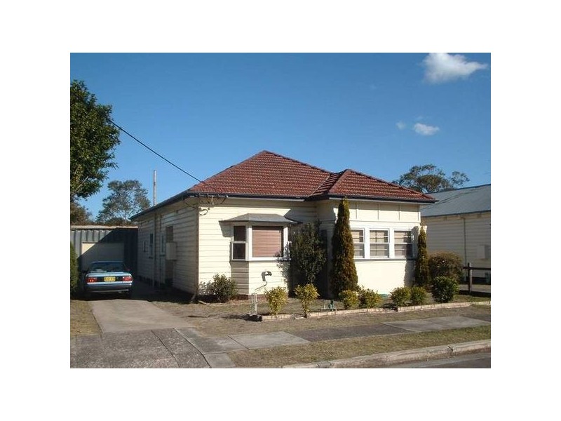 19 Baird Street, Hamilton North NSW 2292