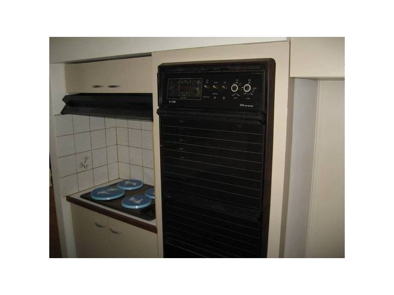 10 Gladgunson Drive, Eleebana NSW 2282