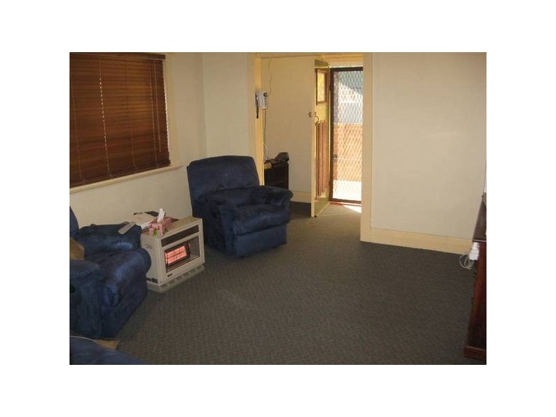 22 Greaves Street, Mayfield East NSW 2304