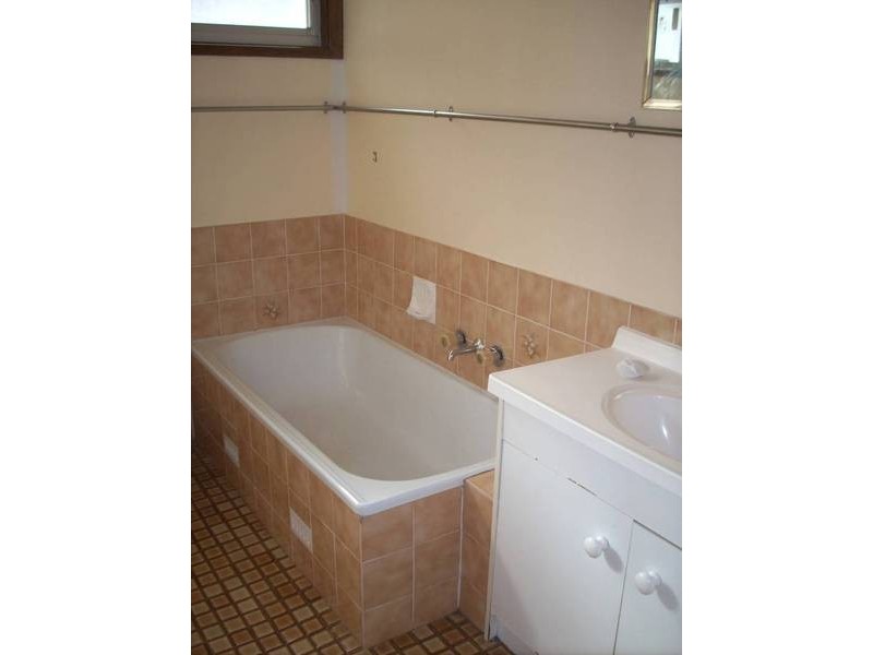 21 Bindowan Crescent, Maryland NSW 2287