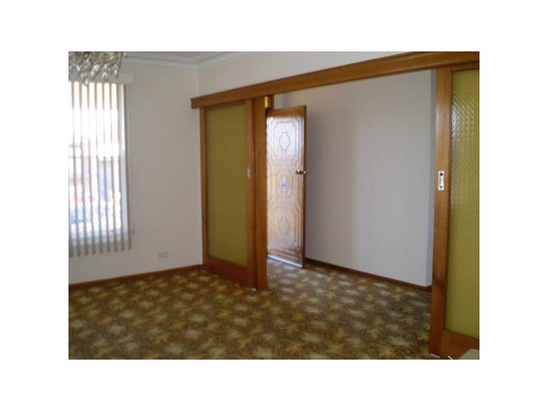 50 Gosford Road, Broadmeadow NSW 2292