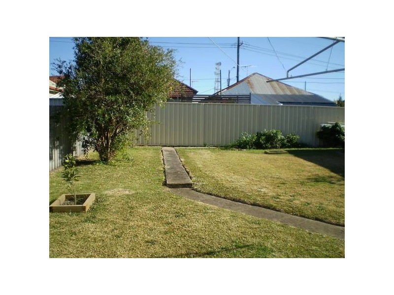 50 Gosford Road, Broadmeadow NSW 2292