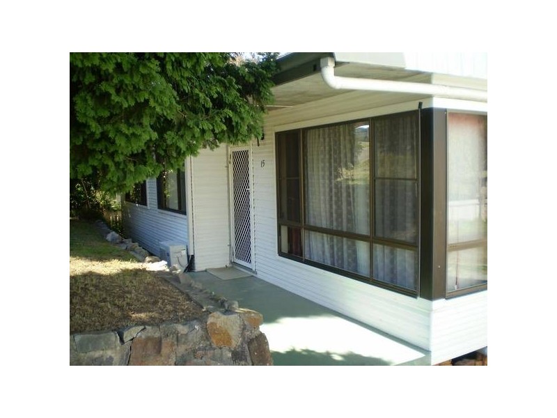 15 Kirkdale Drive, Kotara NSW 2289