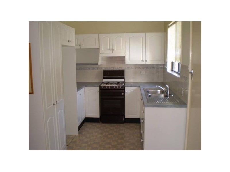 15 Kirkdale Drive, Kotara NSW 2289