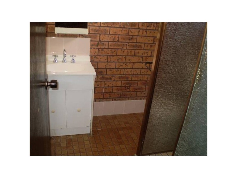 15 Kirkdale Drive, Kotara NSW 2289