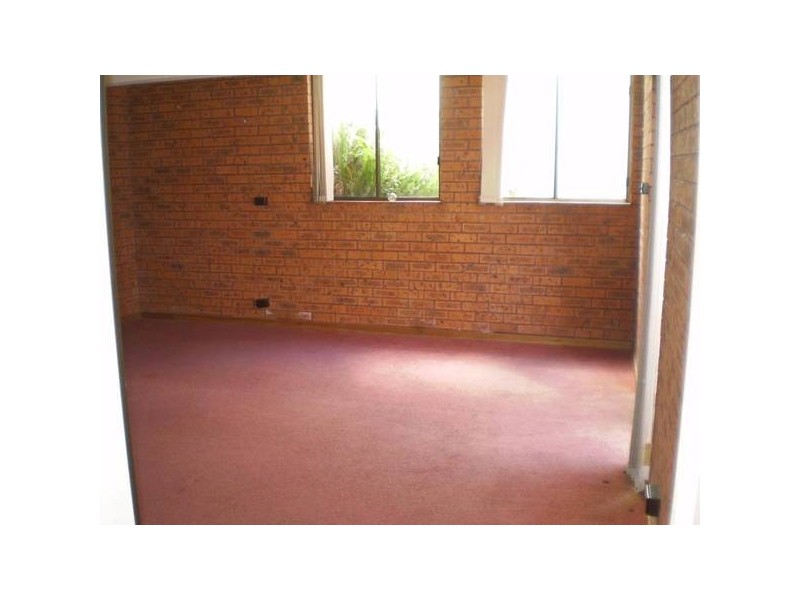 15 Kirkdale Drive, Kotara NSW 2289