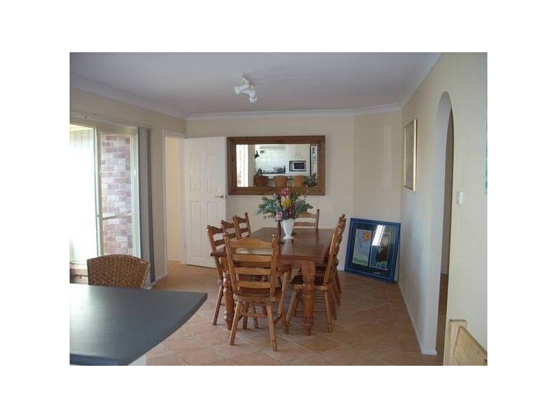 33 Prospero Street, Maryland NSW 2287