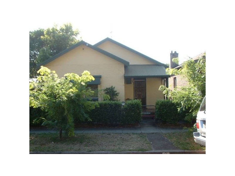2 Greaves Street, Mayfield East NSW 2304
