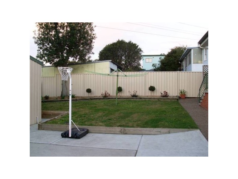 Macquarie Hills NSW 2285