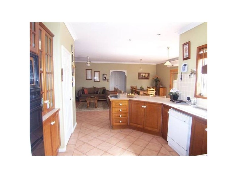 27 Avard Close, Thornton NSW 2322