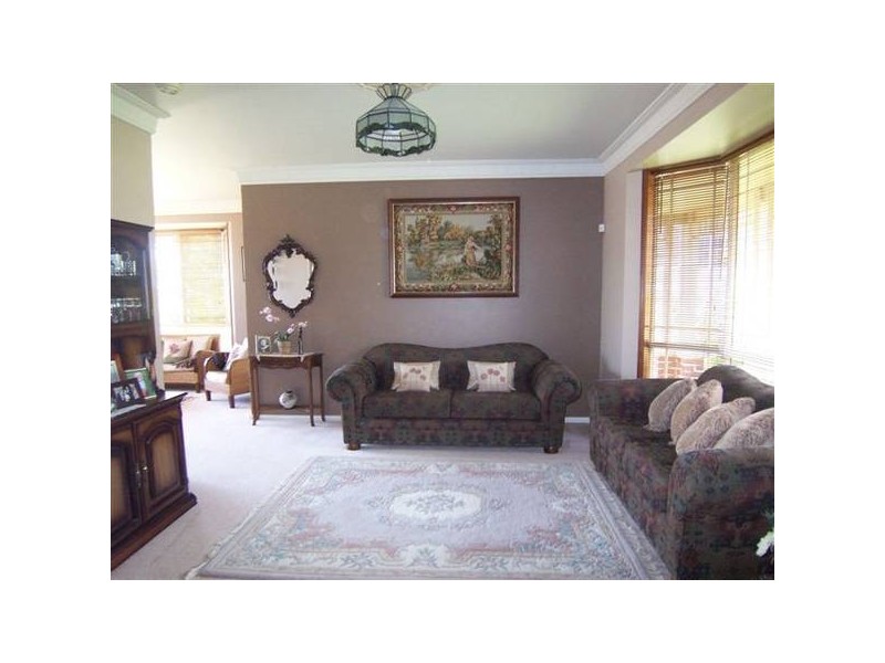 27 Avard Close, Thornton NSW 2322