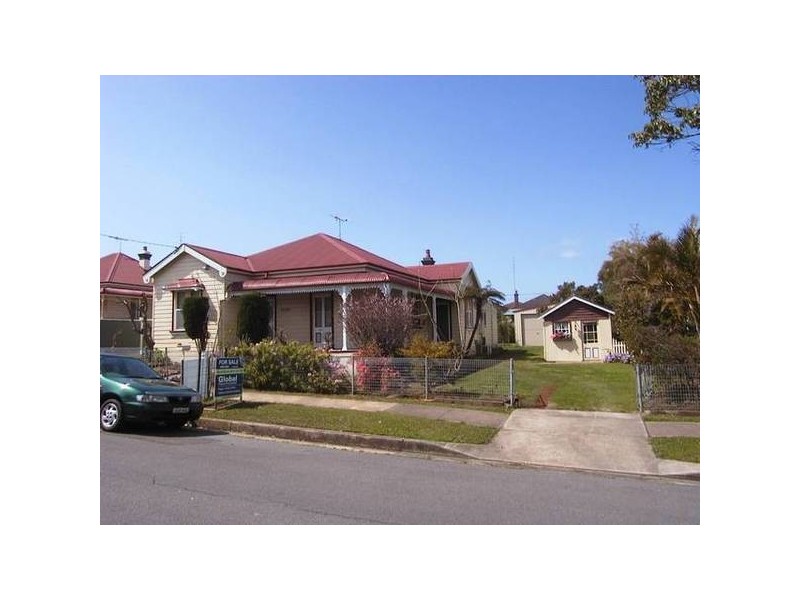 5 Woodstock, Mayfield NSW 2304